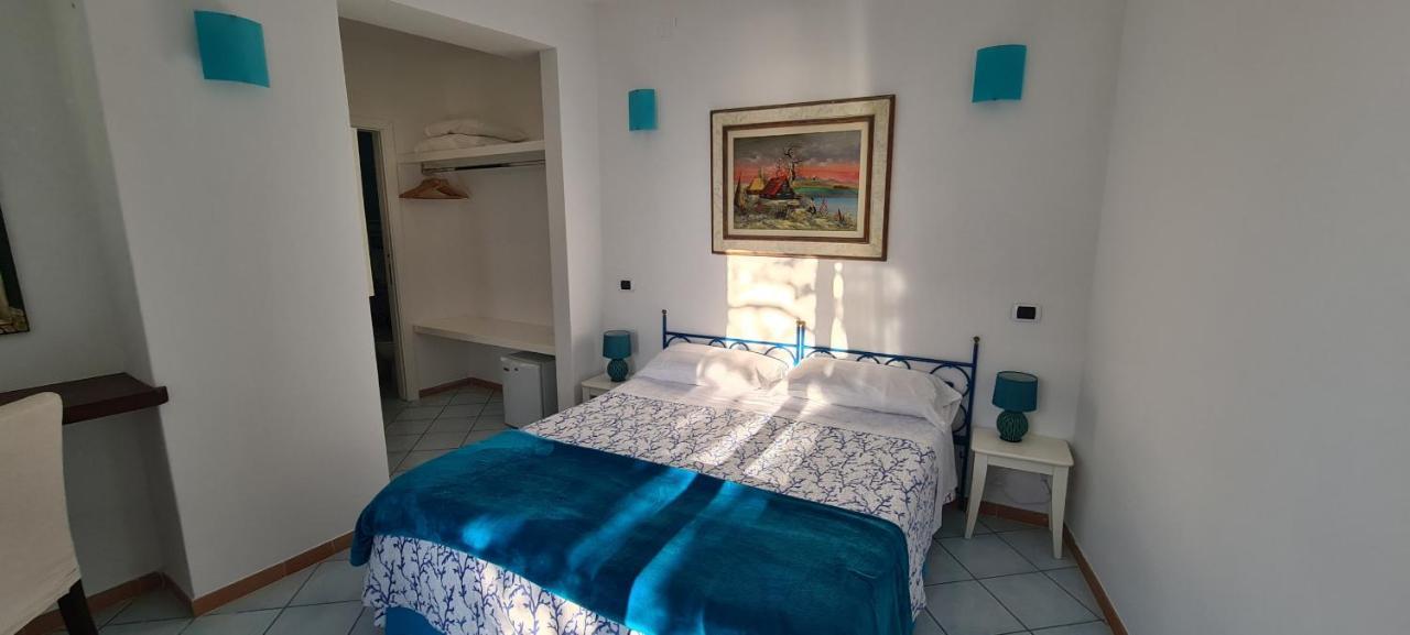 Guest House Villa Il Gabbiano Ponza Eksteriør billede