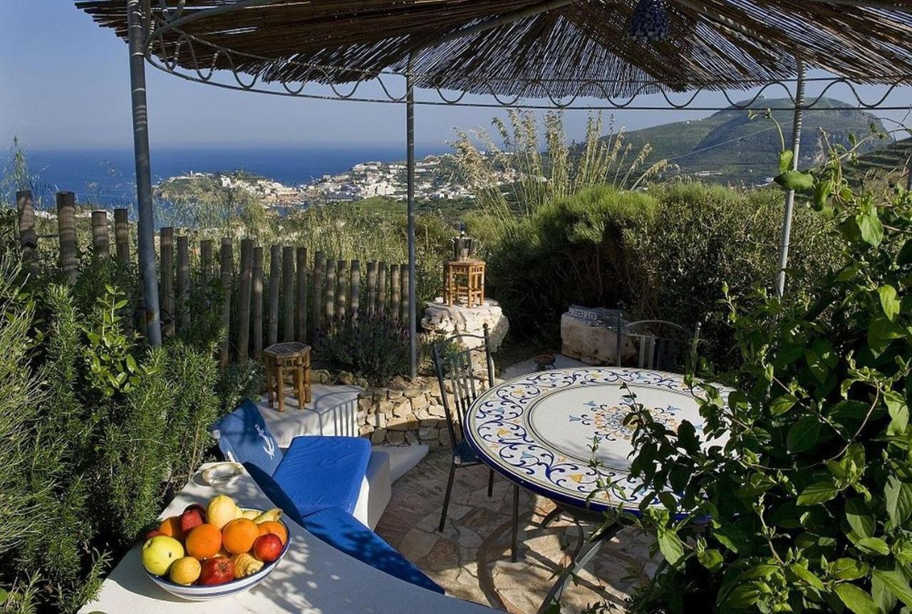 Guest House Villa Il Gabbiano Ponza Eksteriør billede